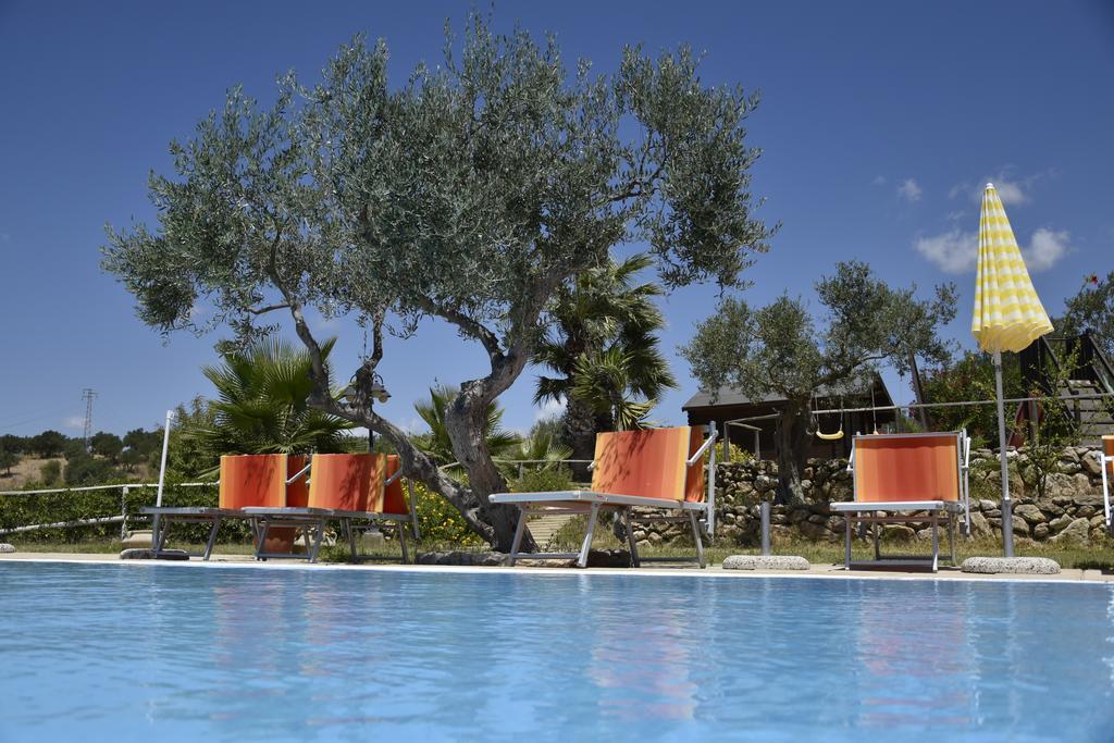 La Luna Nel Pozzo Aparthotel
